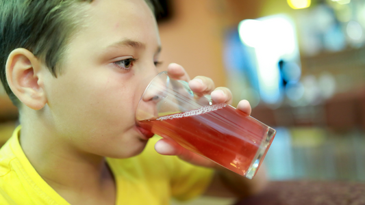De la ce varsta pot copiii sa consume suc de aronia?
